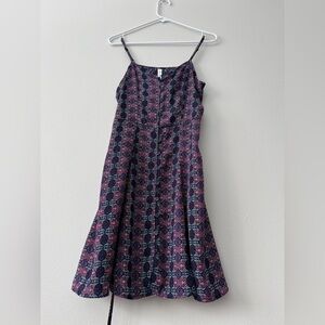 Women's midi-length dress from the brand Xhilaration Size M